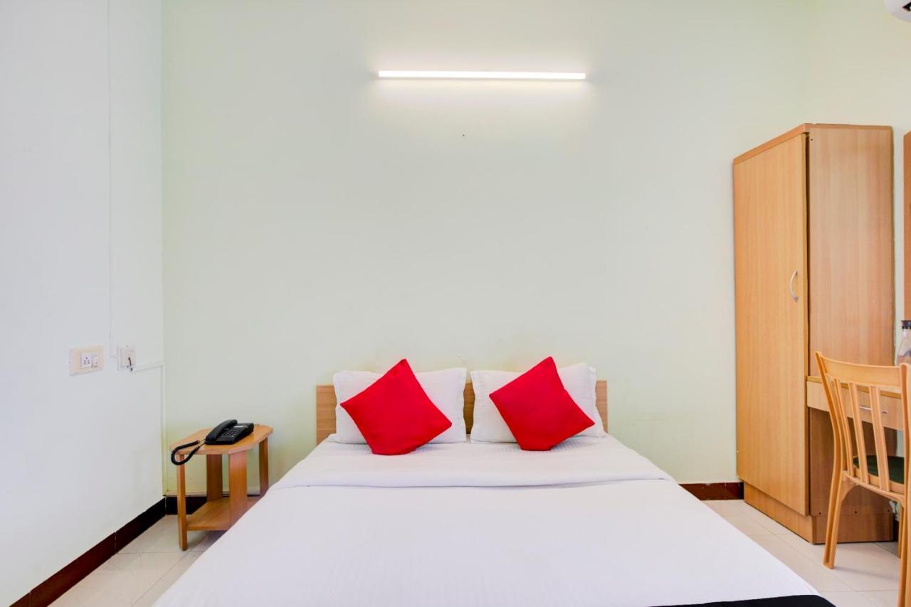 Hôtel Oyo Flagship Amutha Residency à Chennai Extérieur photo